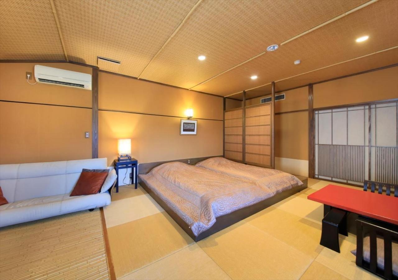 Hotel Saikatei Jidaiya à Kaminoyama Chambre photo