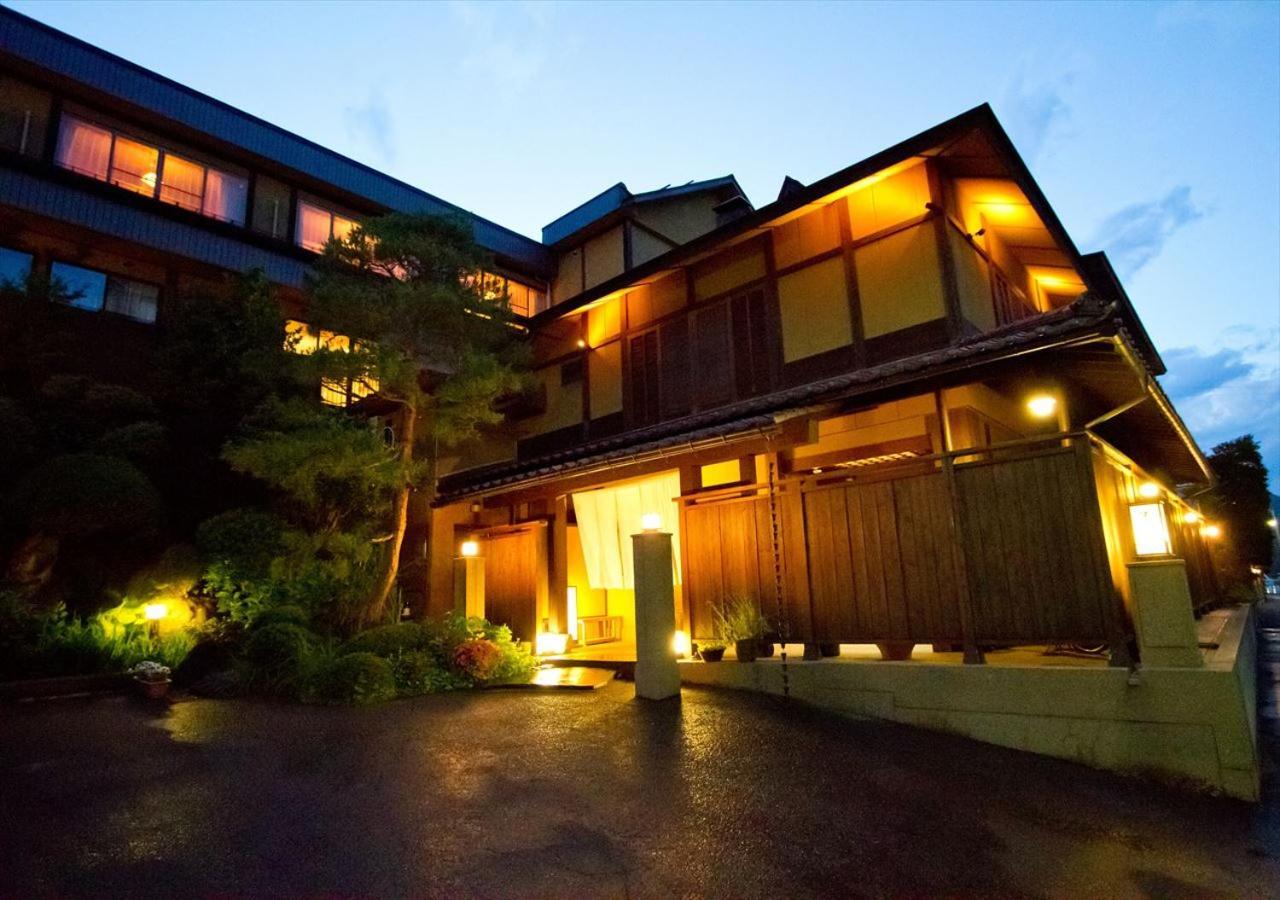 Hotel Saikatei Jidaiya à Kaminoyama Extérieur photo